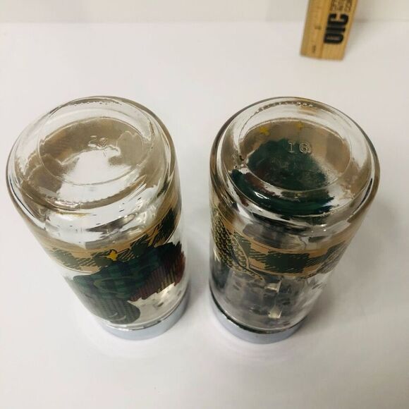 Julie Ingleman designs international china rooster morn salt and pepper shaker - Picture 4 of 5